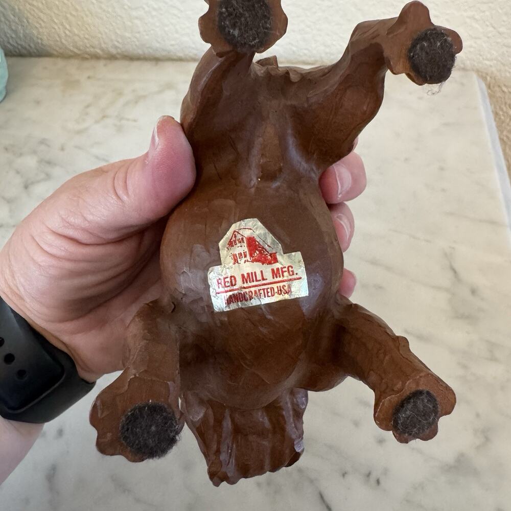 Vintage Red Mill Standing English Bulldog Pecan Shell Resin Art Brown Dog. - Picture 5 of 7